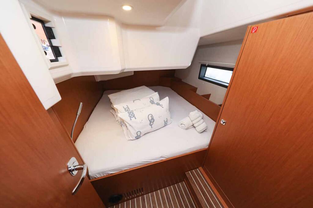 Sailing yacht Bavaria C42 RUMBA