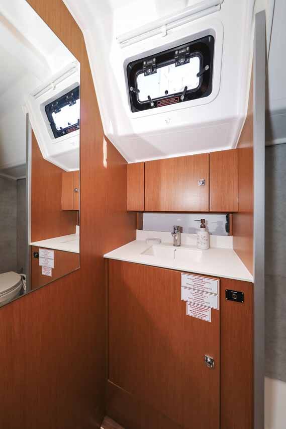 Sailing yacht Bavaria C42 RUMBA