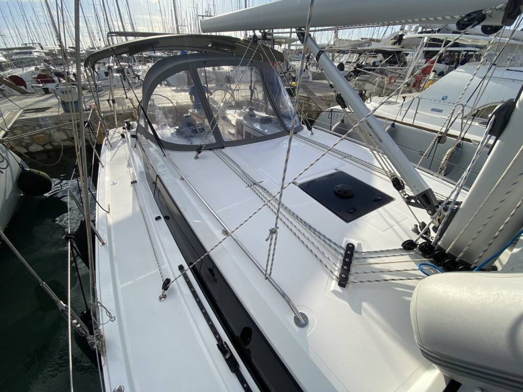 Segelyachten Bavaria C42 Aeolus
