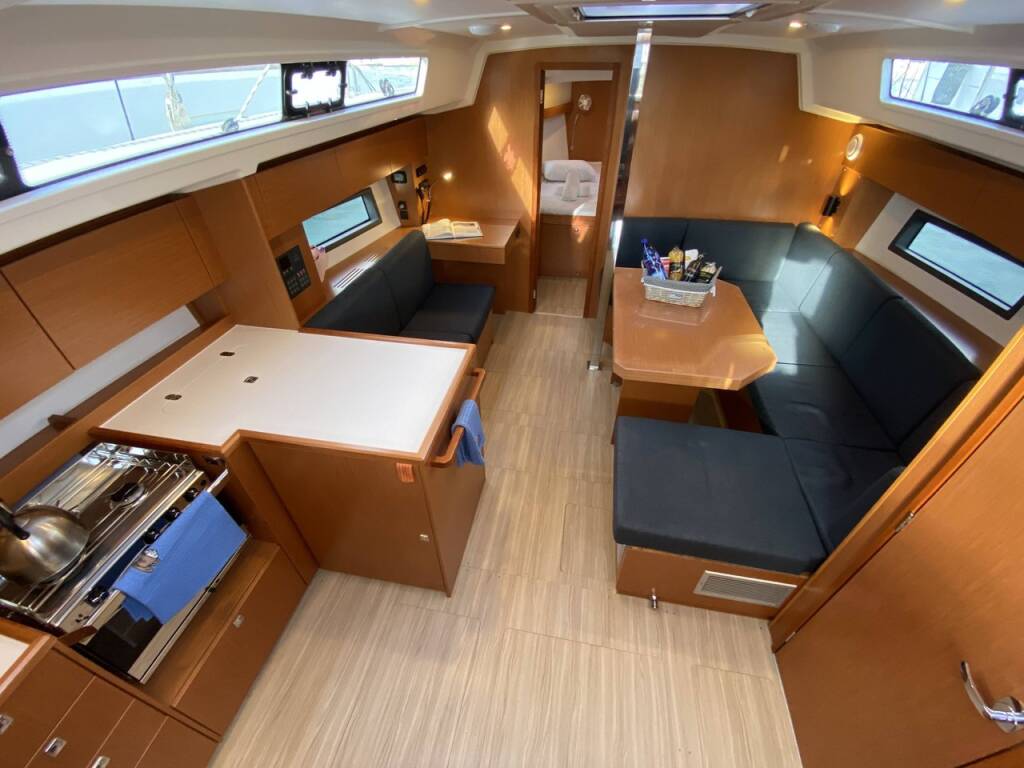 Segelyachten Bavaria C42 Aeolus