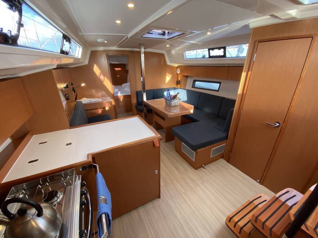Segelyachten Bavaria C42 Aeolus