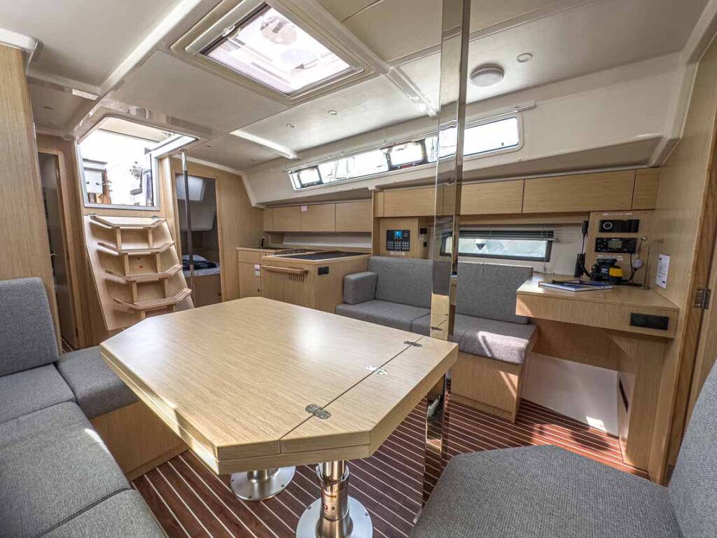 Segelyachten Bavaria C42 Livia