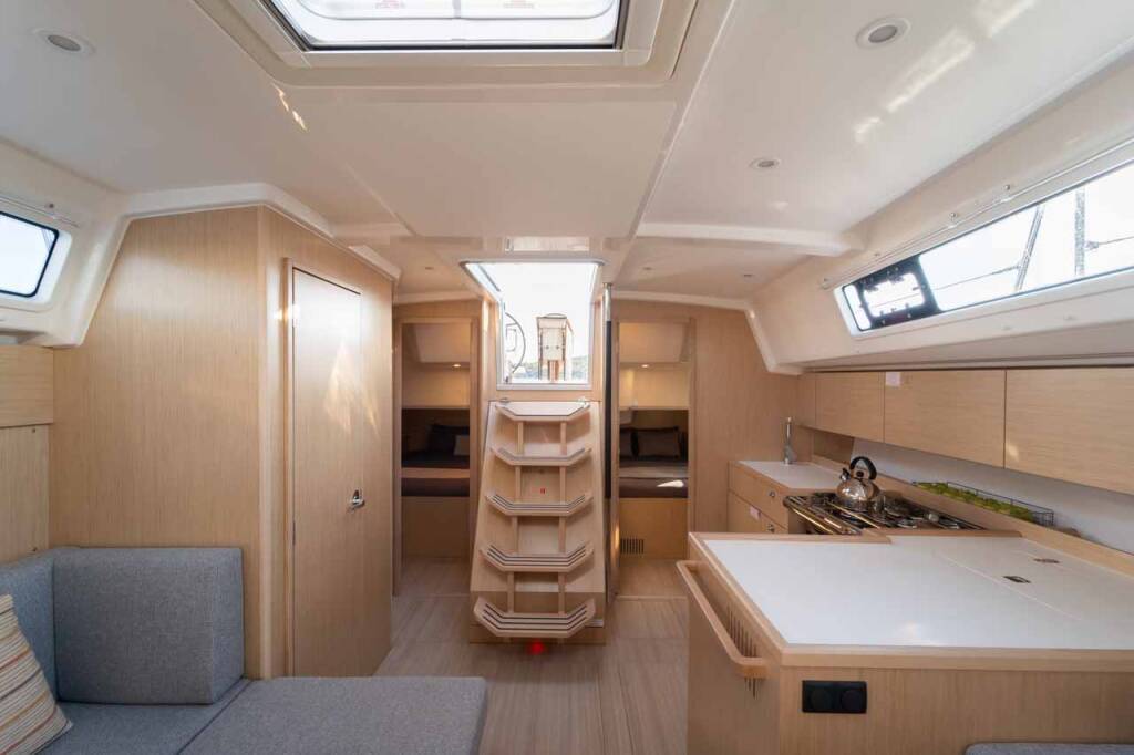 Sailing yacht Bavaria C42 Vento Estivo