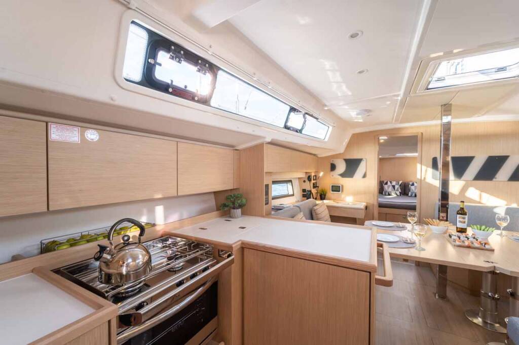 Sailing yacht Bavaria C42 Vento Estivo