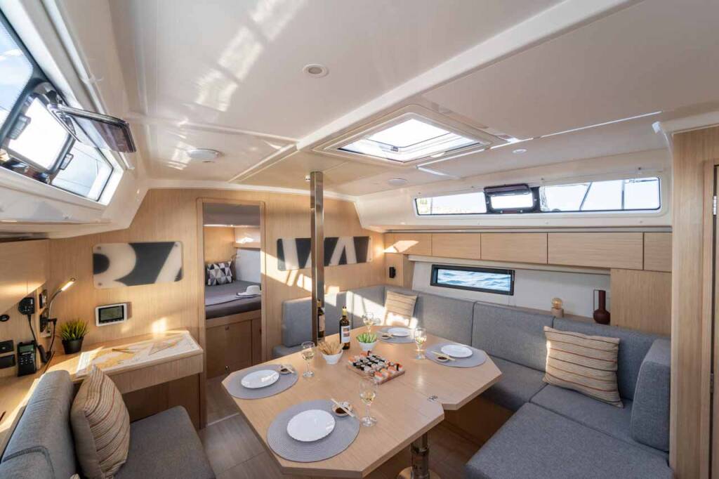 Sailing yacht Bavaria C42 Vento Estivo