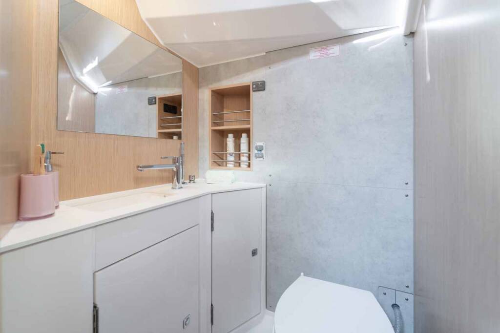 Sailing yacht Bavaria C42 Vento Estivo