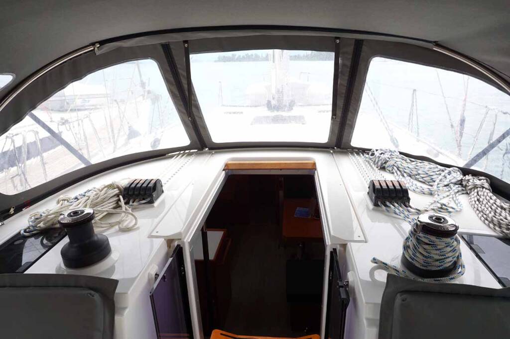 Sailing yacht Bavaria C42 Alexis