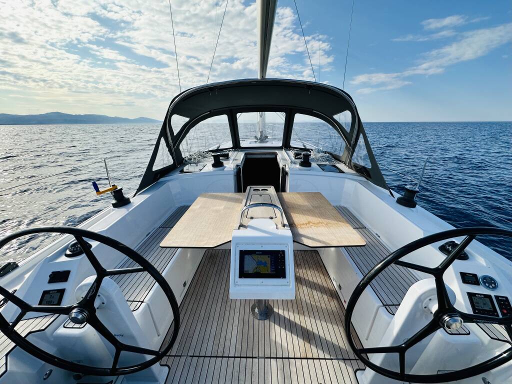 Sailing yacht Bavaria C42 Siroco