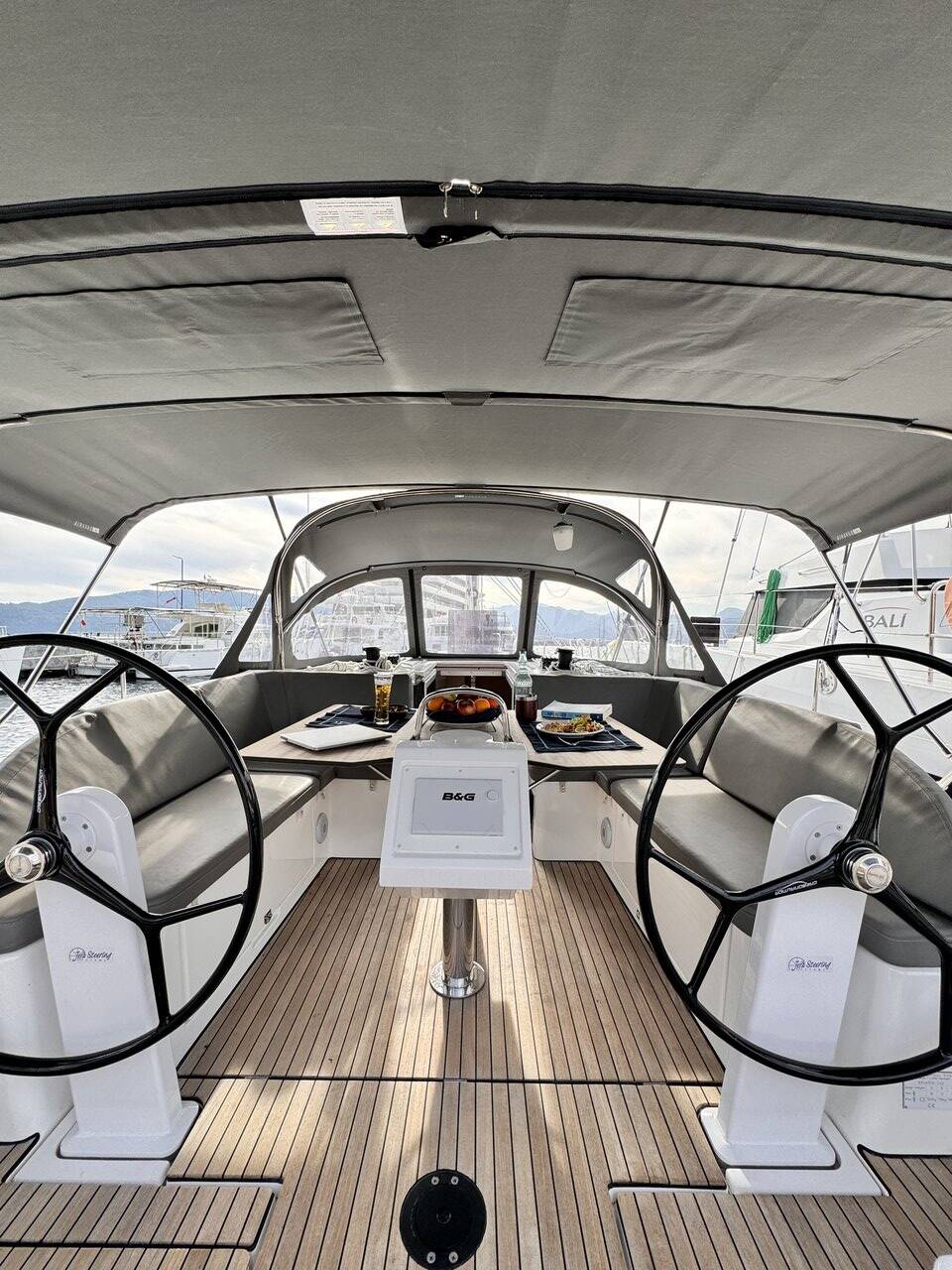 Sailing yacht Bavaria C42 Sorores