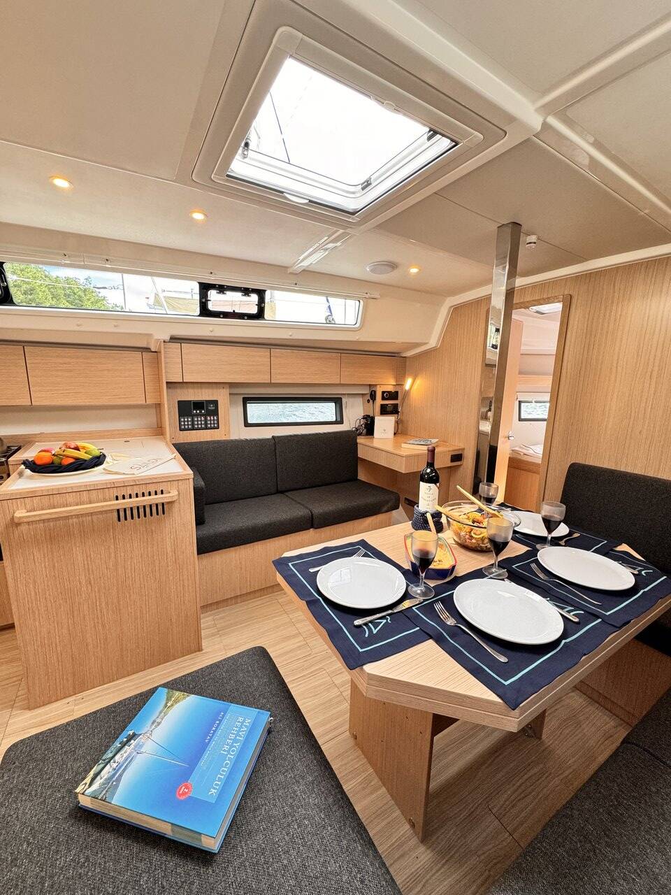 Sailing yacht Bavaria C42 Sorores