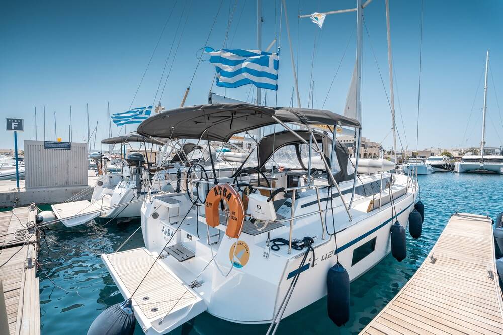 Segelyachten Bavaria C42 Avra