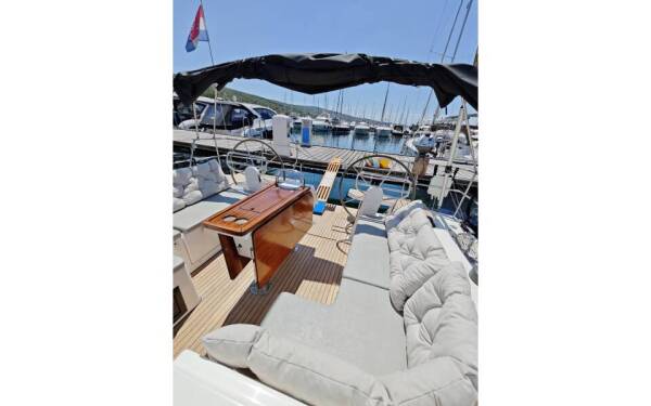 Bavaria C42 Gala