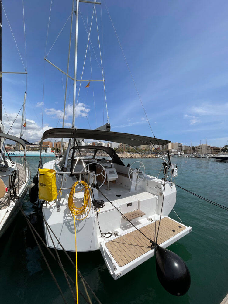 Sailing yacht Bavaria C42 Blue Eyes