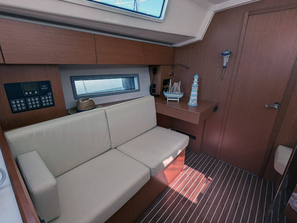 Sailing yacht Bavaria C42 Blue Eyes