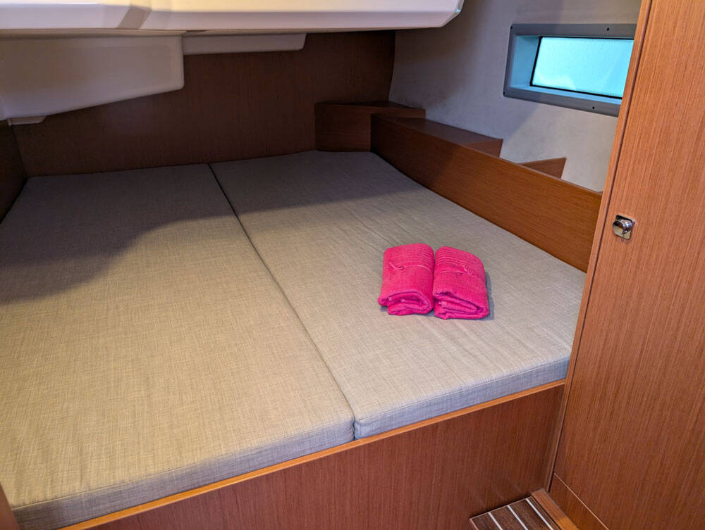 Sailing yacht Bavaria C42 Blue Eyes