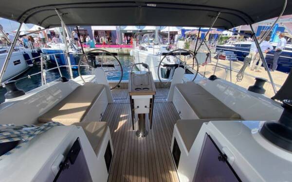 Bavaria C42 Alara 3 Fethiye, Marina Imbat