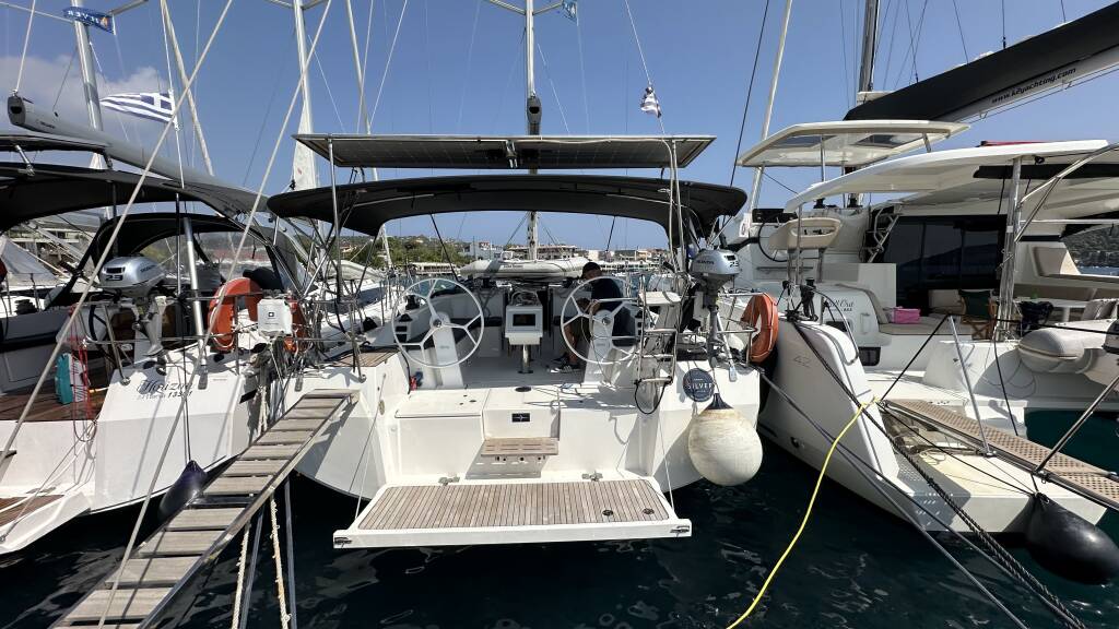 Sailing yacht Bavaria C42 Silver VII