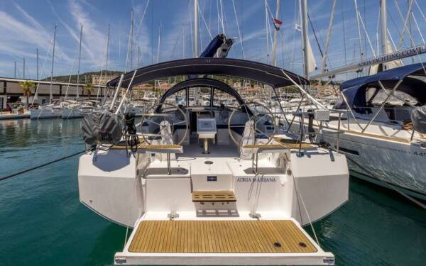 Bavaria C42 Marijana ACI Marina Split