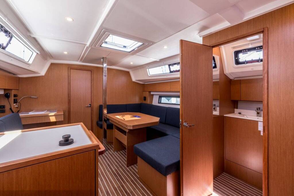 Sailing yacht Bavaria C42 Marijana