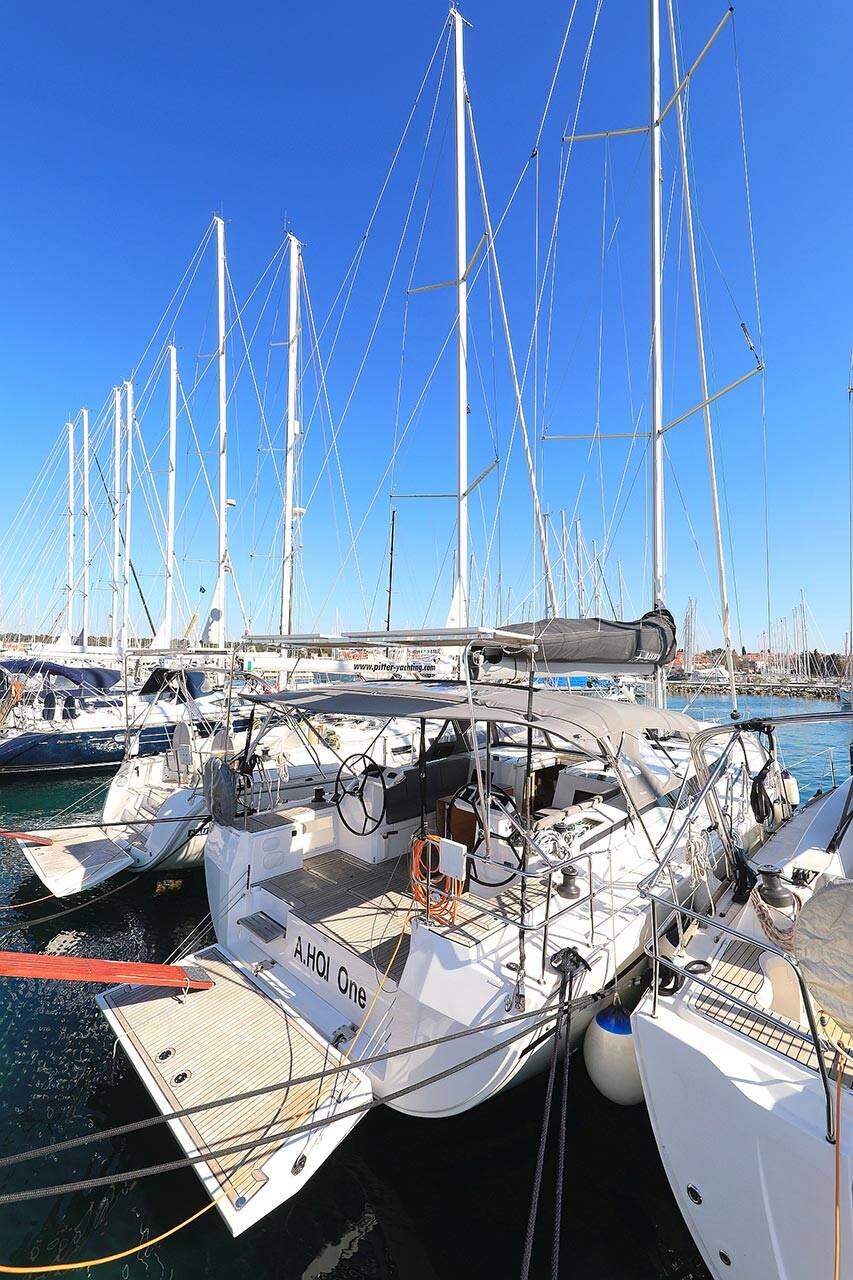 Sailing yacht Bavaria C45 Holiday A.HO.I. one