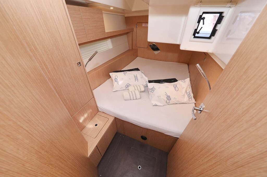 Sailing yacht Bavaria C45 Holiday A.HO.I. one