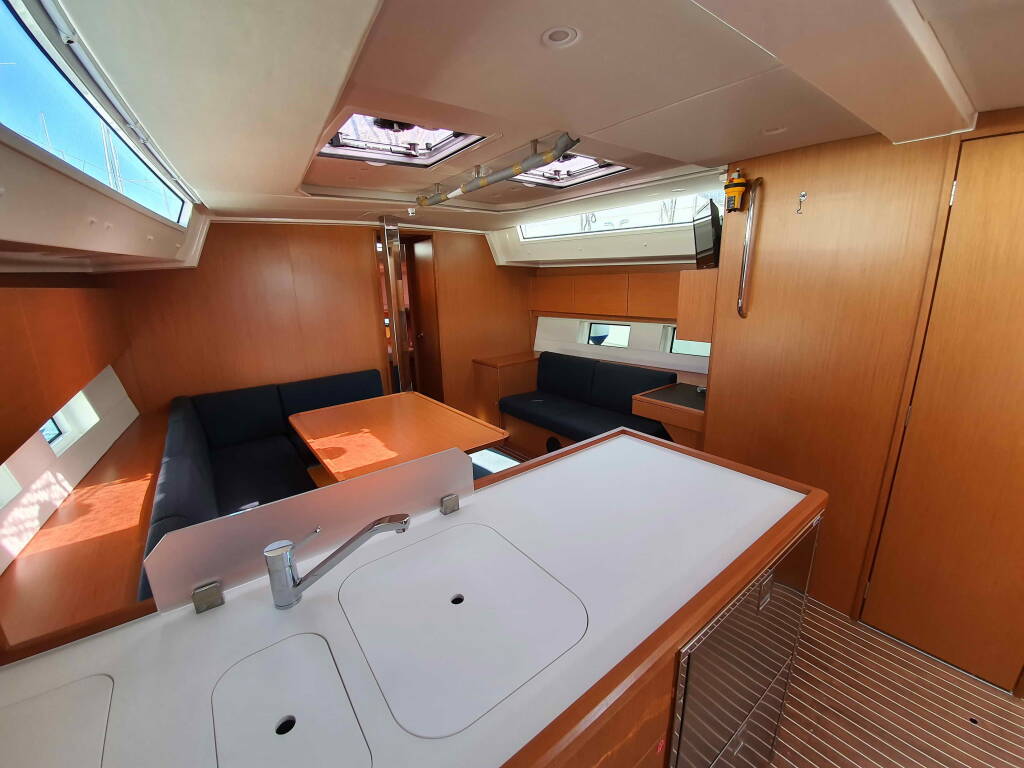 Segelyachten Bavaria C45 Holiday CLASS