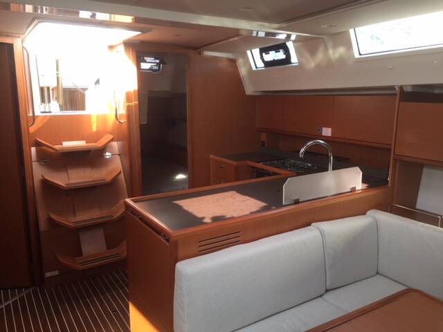 Sailing yacht Bavaria C45 Holiday Alnair