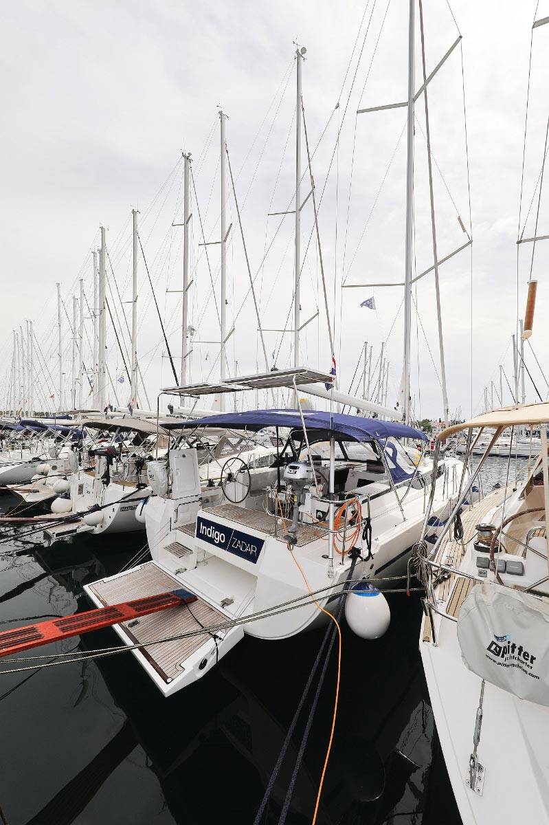 Segelyachten Bavaria C45 Holiday Indigo