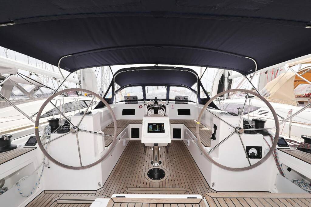 Segelyachten Bavaria C45 Holiday Indigo