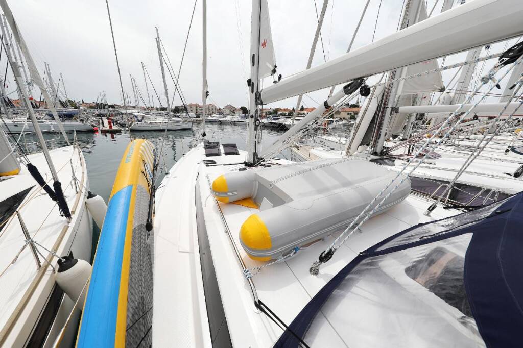 Segelyachten Bavaria C45 Holiday Indigo