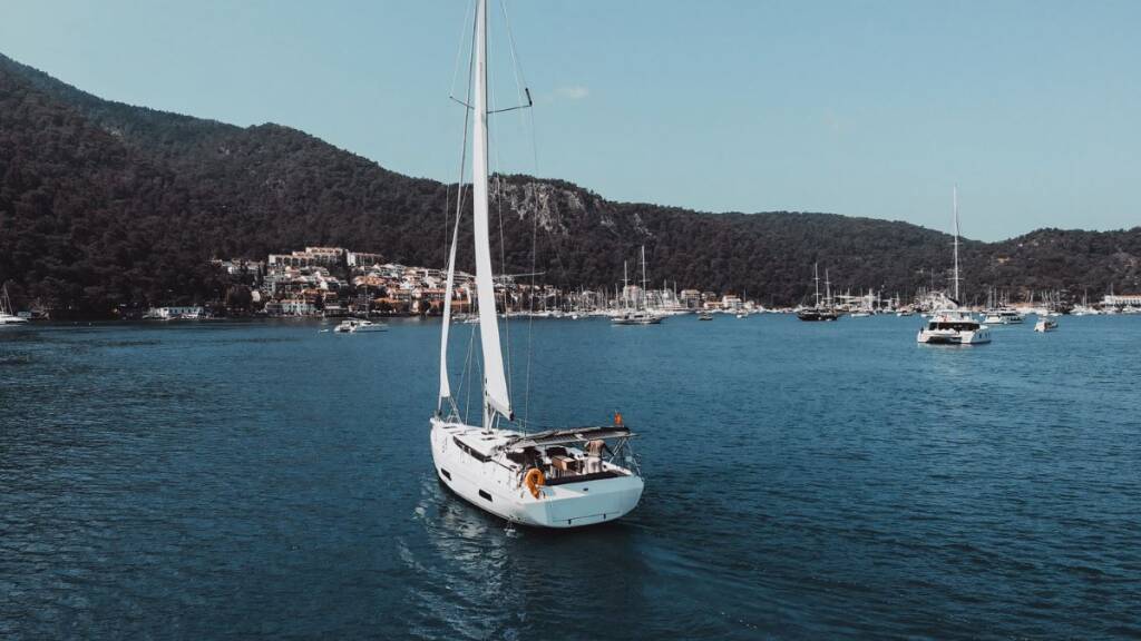 Segelyachten Bavaria C45 Style Santa Cruz