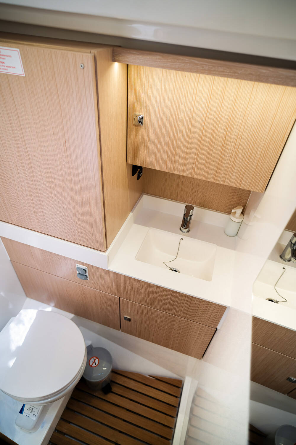 Sailing yacht Bavaria C45 Style Santa Cruz