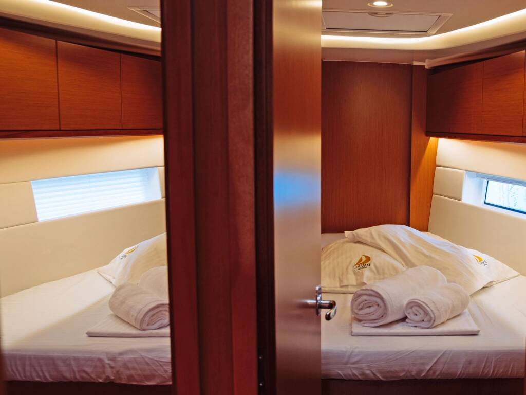 Segelyachten Bavaria C45 Dawn