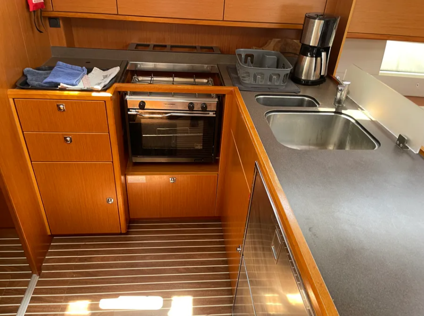 Segelyachten Bavaria C45 Nutmeg