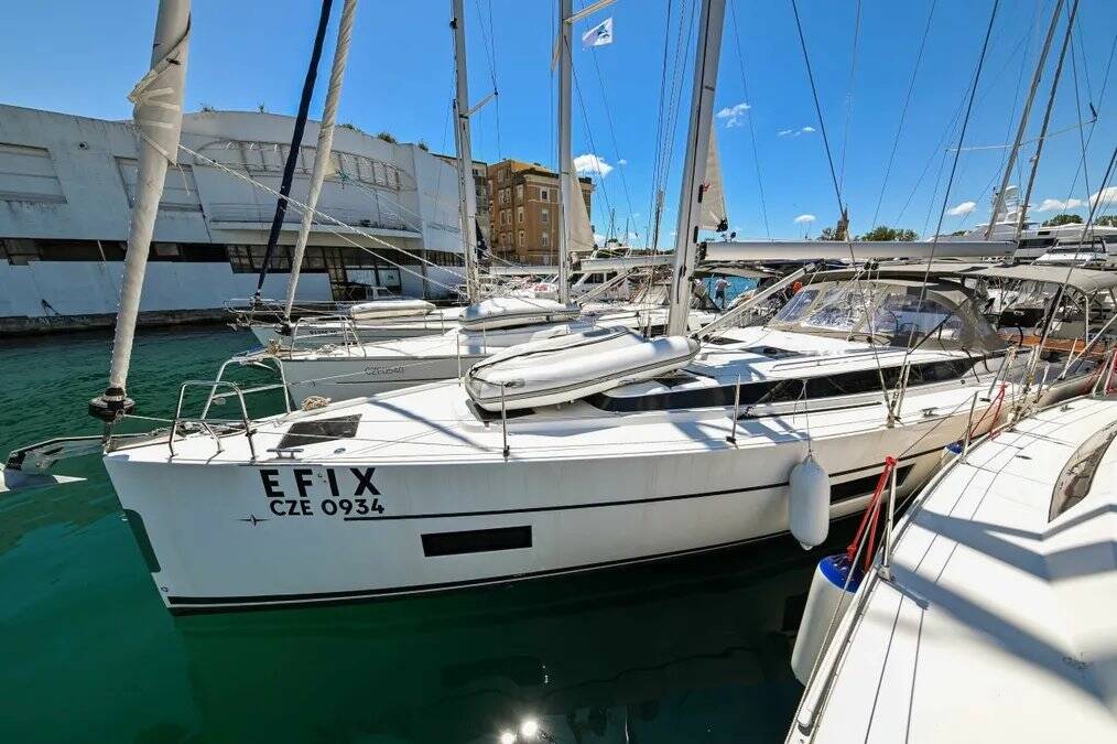 Segelyachten Bavaria C45 Efix