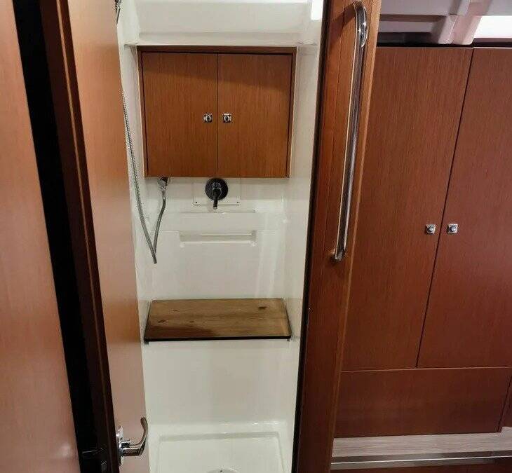 Segelyachten Bavaria C45 Galini