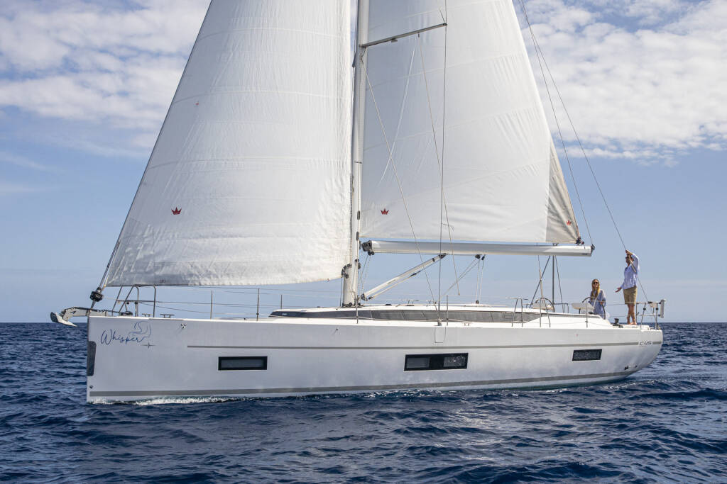 Sailing yacht Bavaria C45 Whisper