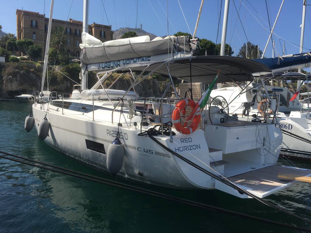 Sailing yacht Bavaria C45 Red Horizon