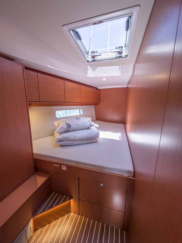 Sailing yacht Bavaria C46 Naos