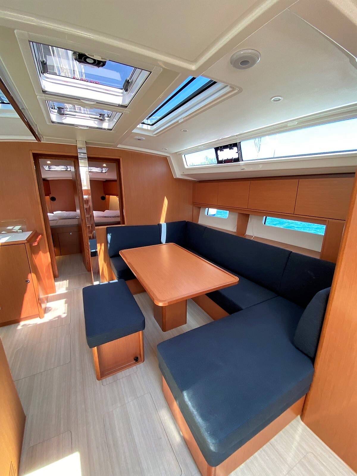 Sailing yacht Bavaria C46 Jason