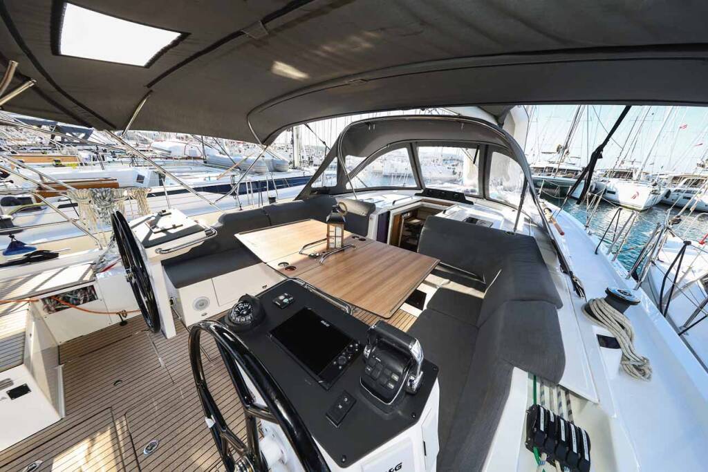 Segelyachten Bavaria C46 Aquila