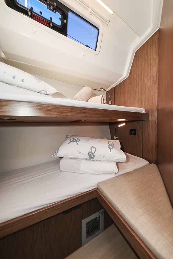 Segelyachten Bavaria C46 Aquila