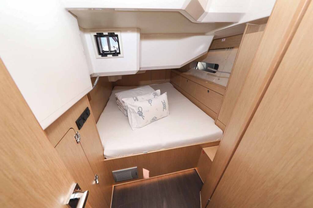 Sailing yacht Bavaria C46 Delizia