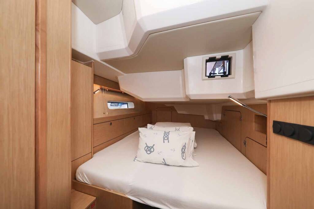 Sailing yacht Bavaria C46 Delizia