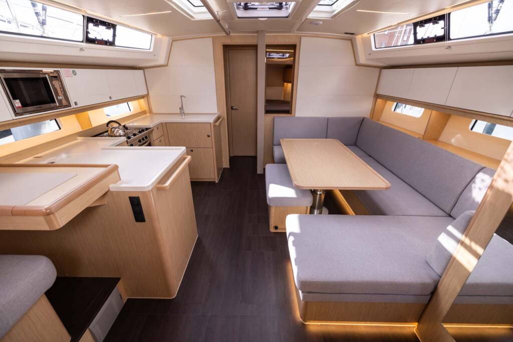 Sailing yacht Bavaria C46 Mercedes