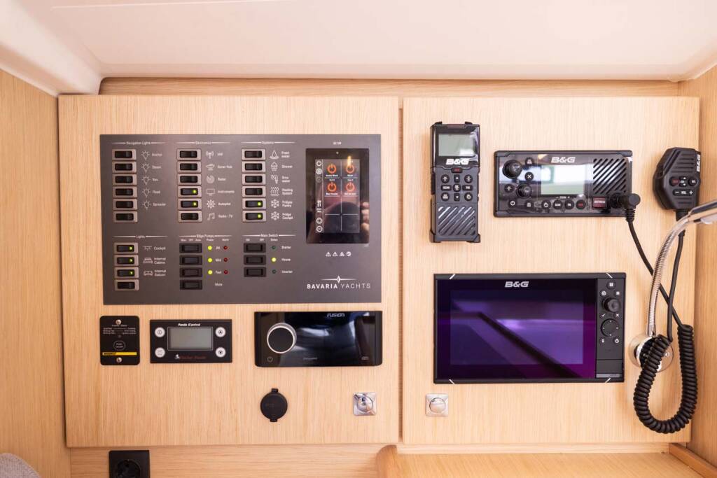 Sailing yacht Bavaria C46 Mercedes