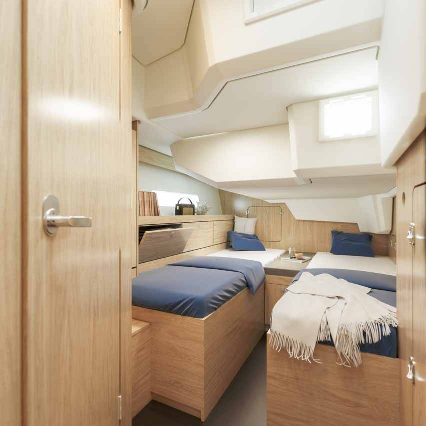 Sailing yacht Bavaria C46 Mercedes
