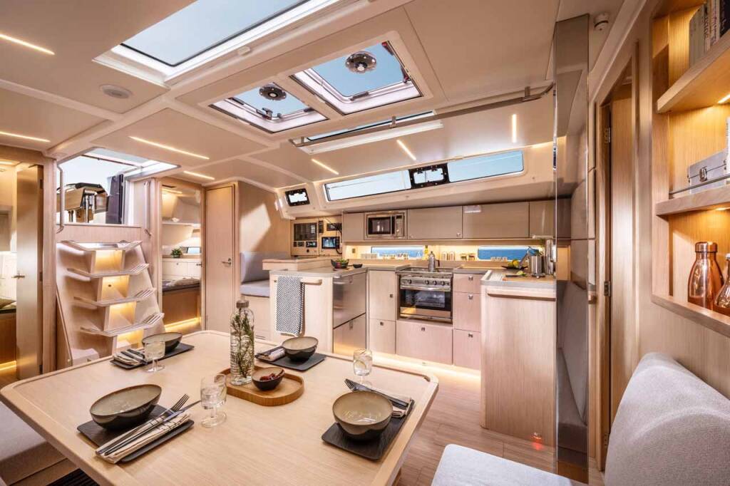 Sailing yacht Bavaria C46 Garbí 