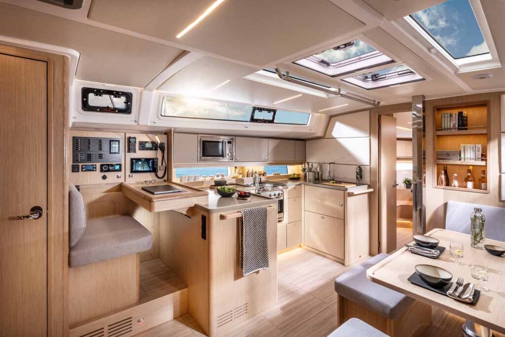 Sailing yacht Bavaria C46 Garbí 