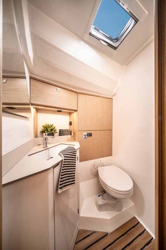 Sailing yacht Bavaria C46 Garbí 